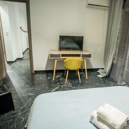 Explore Greece From Bright City Centre Apartment Chalkís Zewnętrze zdjęcie